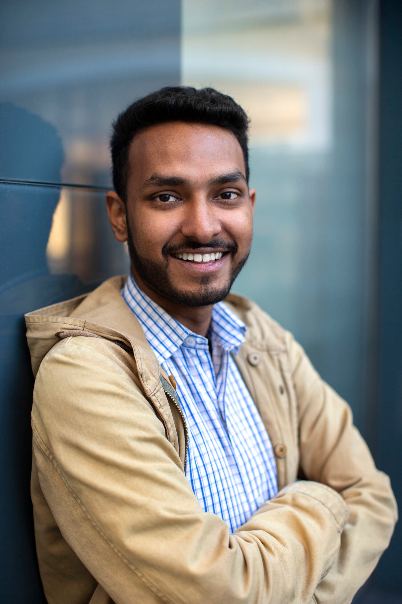 medium shot smiley man posing